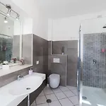 Mimi Panzió 3*