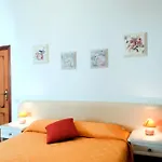 Mimi Bed & Breakfast 3*
