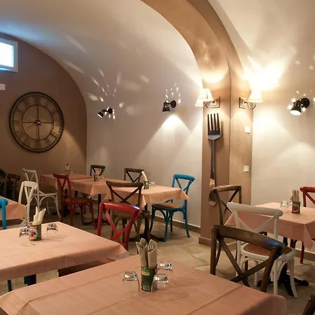 ベッド・アンド・ブレックファスト Mimi 3*