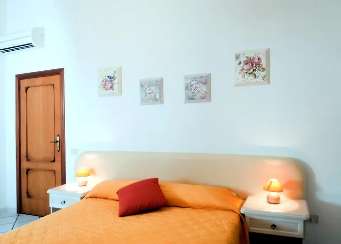 Mimi Bed and Breakfast 3*